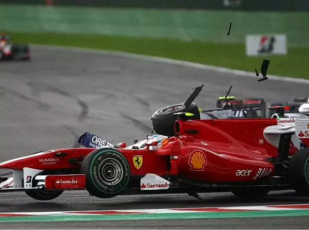 Foto zur News: Alonso: "Zur falschen Zeit am falschen Ort"