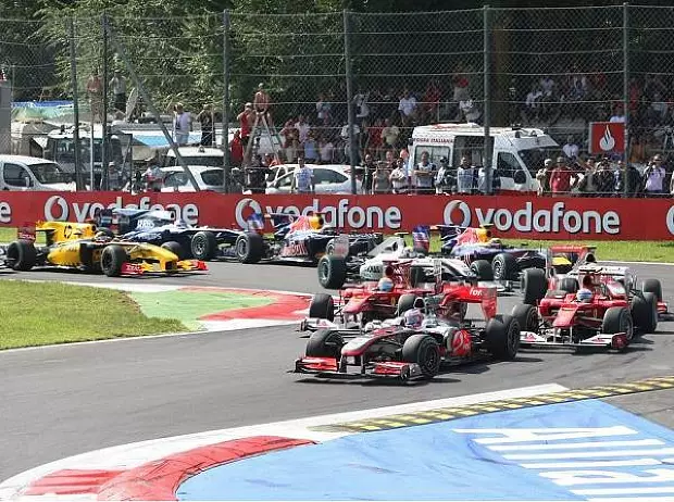 Foto zur News: Monza in Extase: Ferrari-Heimsieg durch Alonso