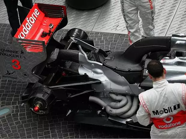 Foto zur News: McLaren "enthüllt" neuen MP4-26 in Berlin