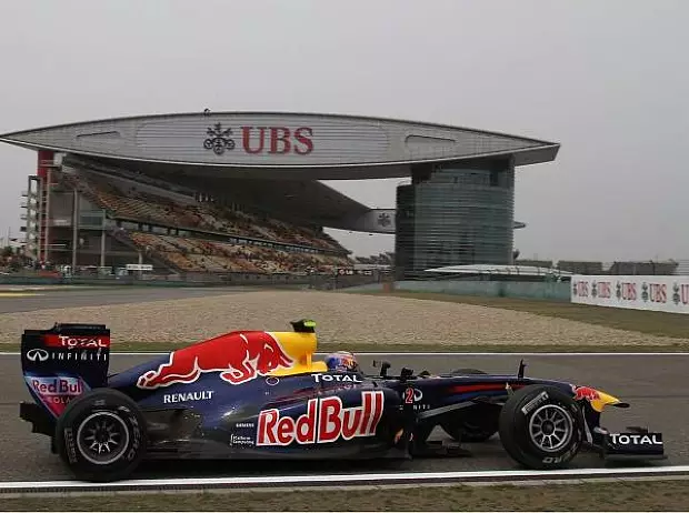 Foto zur News: Pole auch in China: Vettel deklassiert Button und Co.