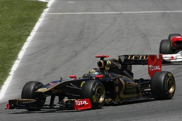 Foto zur News: Vettel bezwingt kämpferischen "Torero" Hamilton