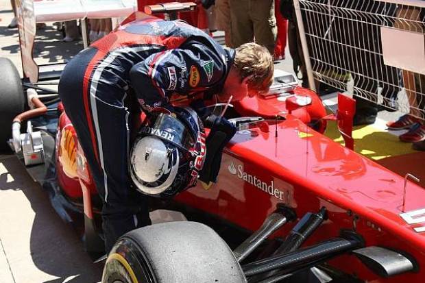 Foto zur News: Vettel auch im Valencia-Qualifying unschlagbar