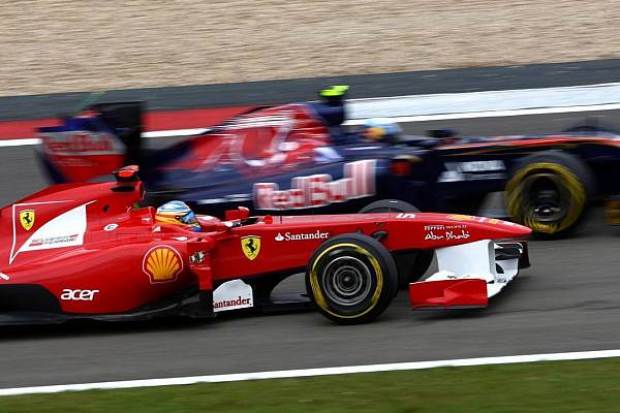 Foto zur News: Freitag am Ring: Duell zwischen Red Bull und Ferrari