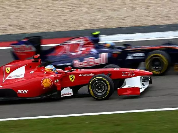 Foto zur News: Freitag am Ring: Duell zwischen Red Bull und Ferrari