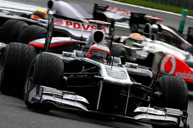 Foto zur News: Vettel in turbulentem Qualifying auf Pole-Position