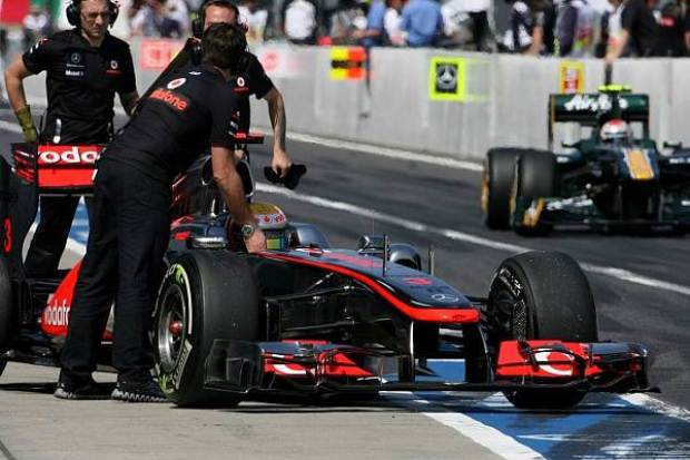 Foto zur News: Neun Tausendstel: Vettel doch vor Button!