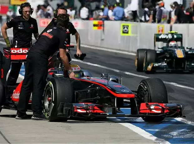 Foto zur News: Neun Tausendstel: Vettel doch vor Button!