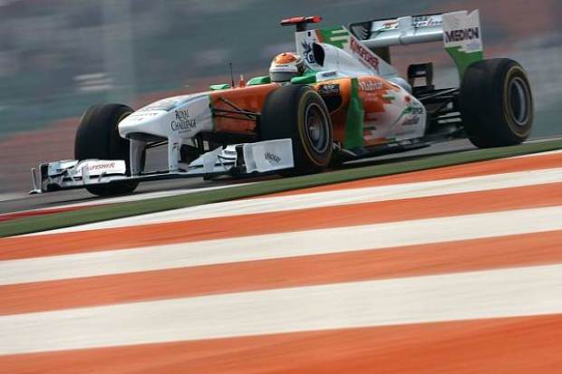 Foto zur News: Premiere in Indien: Massa vor Vettel