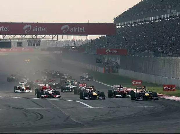 Foto zur News: Vettel schreibt Geschichte: Erster Sieger in Indien!