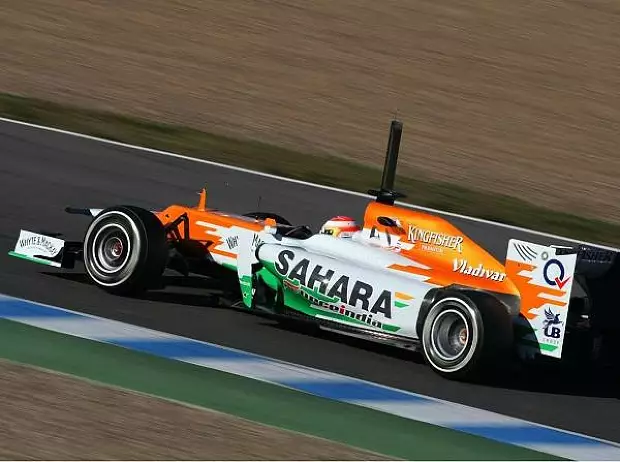Foto zur News: Jerez: Räikkönen-Bestzeit beim Testauftakt