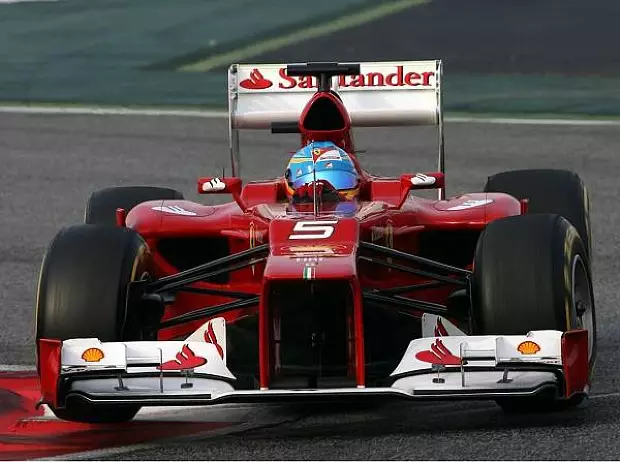 Foto zur News: Barcelona: Räikkönen top, Vettel Flop