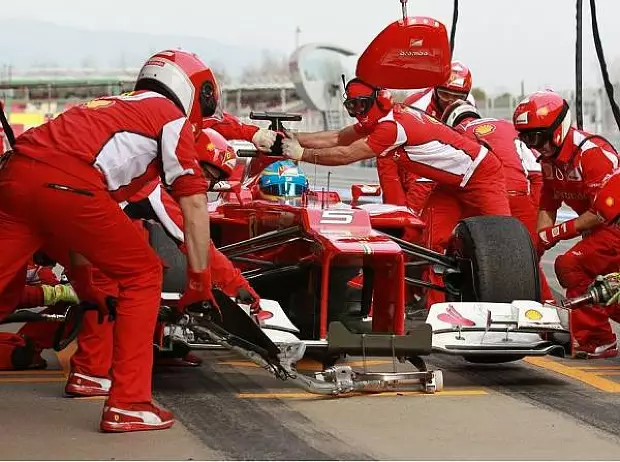 Foto zur News: Nach dem Sepang-Sieg: Wie stark ist Ferrari wirklich?