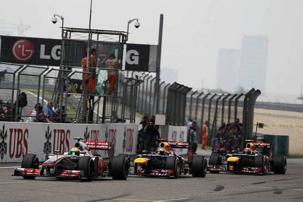 Foto zur News: Vettel: "Müssen einen ordentlichen Zacken zulegen"