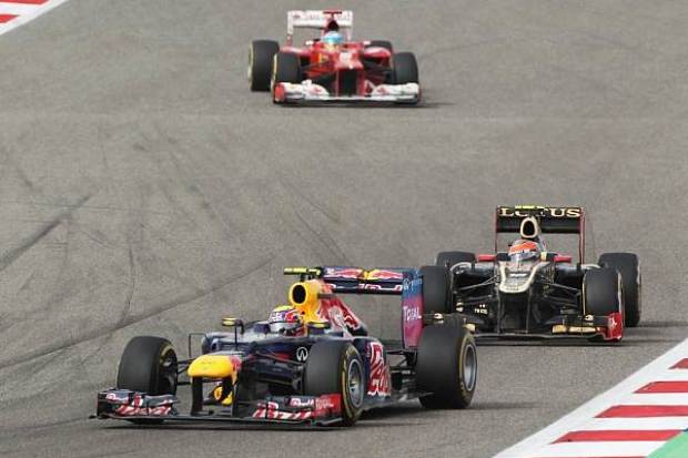 Foto zur News: Bahrain: Vettel siegt vor Lotus-Duo
