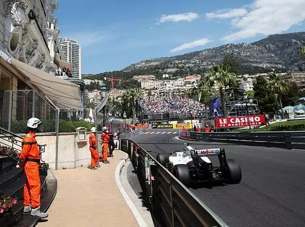 Foto zur News: Session frühzeitig abgebrochen: Bestzeit für Alonso