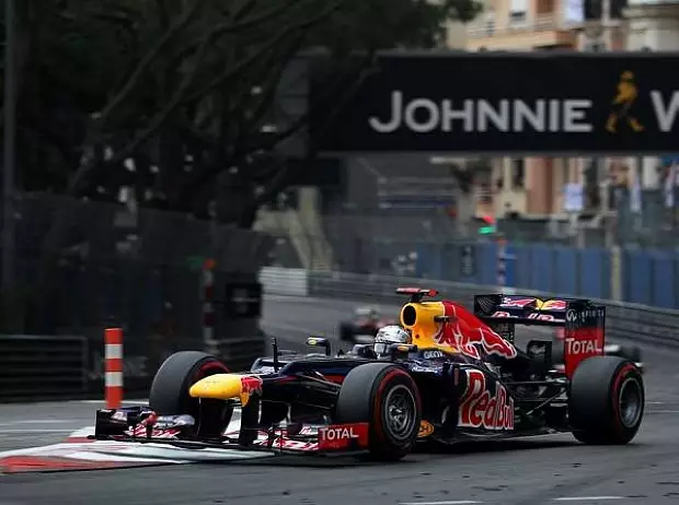 Foto zur News: Prozession in Monaco: Webber gewinnt vor Rosberg