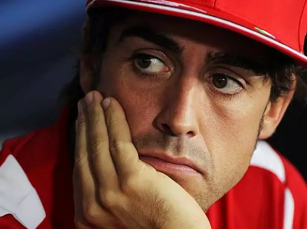 Foto zur News: FIA-PK: Audienz bei König Alonso