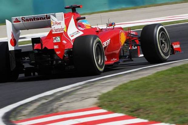 Foto zur News: Die "Generalprobe": Webber vor Hamilton und Vettel