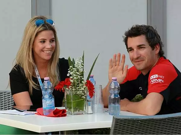 Isabell Reis und Timo Glock Foto zur News: Glock denkt derzeit nicht an Rückkehr nach Deutschland