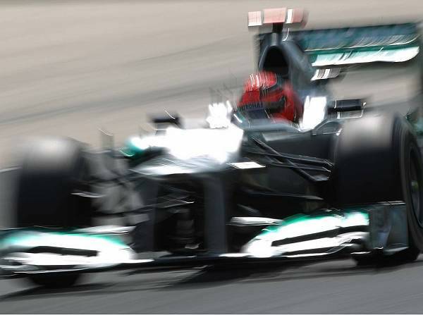 Foto zur News: Surer: "Was will 'Schumi' noch in der Formel 1?"