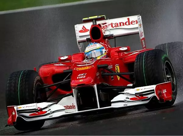 Foto zur News: Wetter unberechenbar: Alonso hofft auf Regen