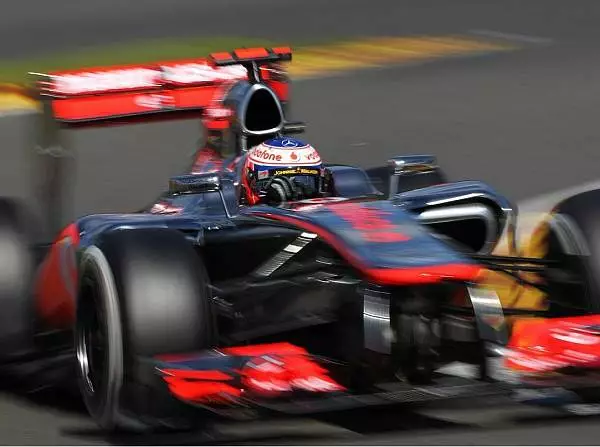 Jenson Button Foto zur News: McLaren: Wahl des Heckflügels entscheidend