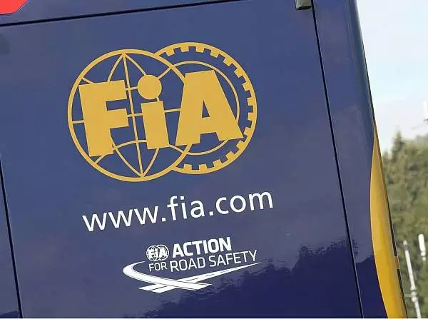 FIA-Logo Foto zur News: FIA stellt klar: Ferrari wollte Hybrid-Preisdeckel verhindern