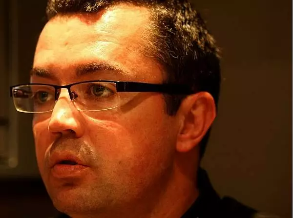 Foto zur News: Boullier: "Wie nach einer durchzechten Nacht...."