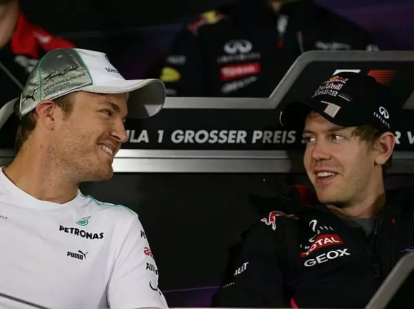 Nico Rosberg, Sebastian Vettel Foto zur News: Rosberg: Strafe für Vettel war richtig