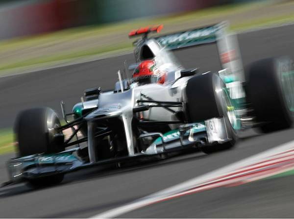 Foto zur News: Pirelli: Scherzhaftes Angebot an Schumacher