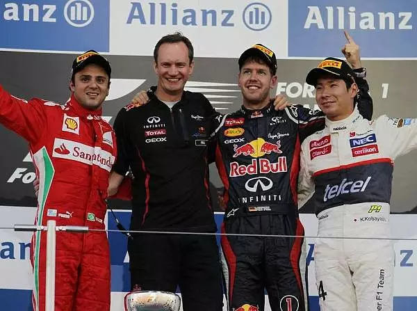 Foto zur News: WM völlig offen: Vettel dominiert in Japan