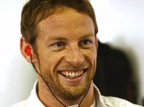 Foto zur News: Button: "Siege helfen uns natürlich am allermeisten"