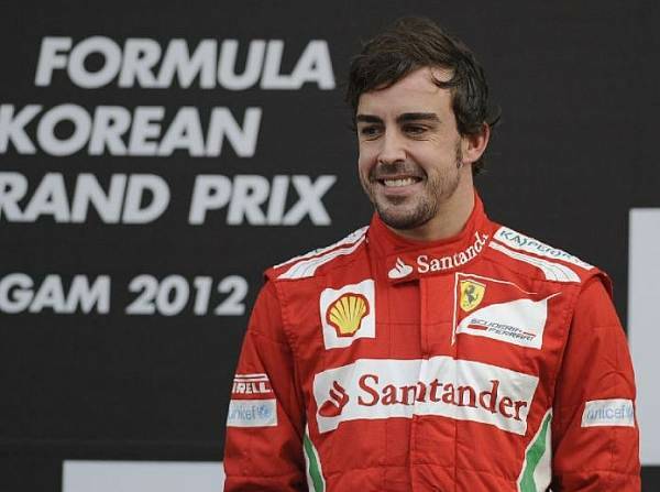 Foto zur News: Alonso: Alles ist möglich, alles ist drin