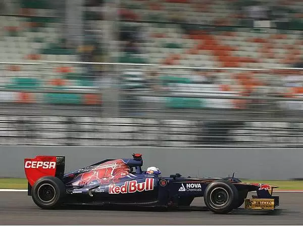 Daniel Ricciardo Foto zur News: Toro Rosso optimistisch: Jagd auf Punkte realistisch