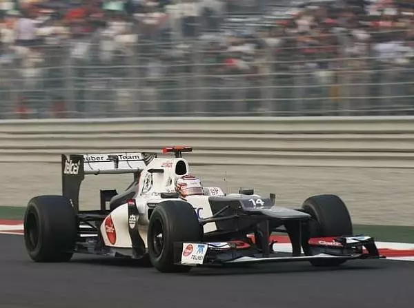 Kamui Kobayashi Foto zur News: Sauber sinnt auf Wiedergutmachung in Abu Dhabi