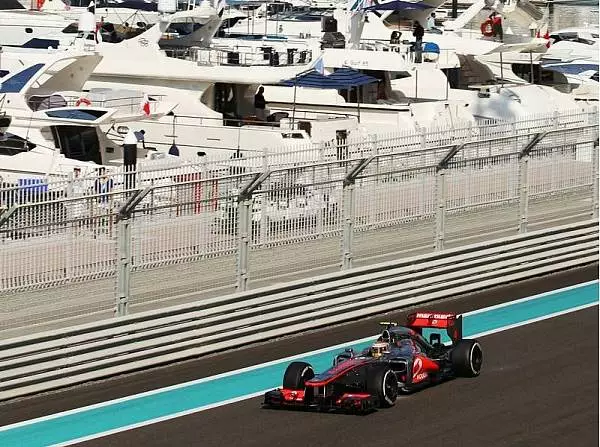 Foto zur News: Abu Dhabi: McLaren zum Auftakt vor WM-Anwärtern