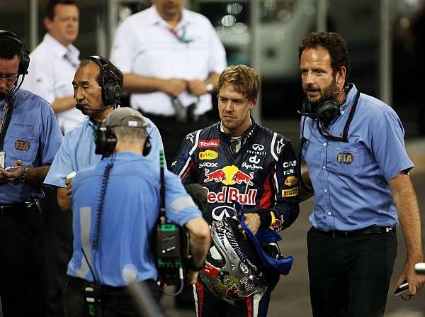 Foto zur News: Wegen Strafe: Vettel startet aus der Boxengasse