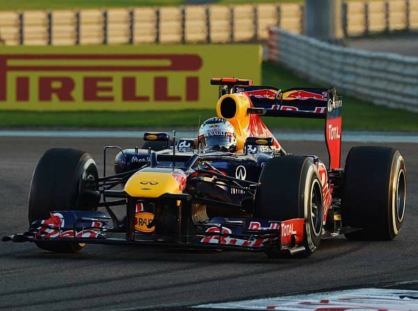Foto zur News: Vettel: "Hätte schneller an Button vorbeikommen müssen"