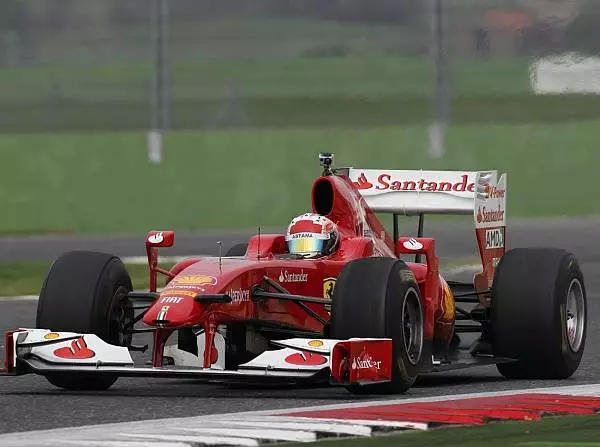 Foto zur News: Vallelunga: Drei Youngster testen im Ferrari