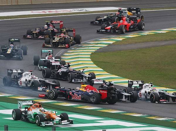 Foto zur News: Schreck nach 28 Sekunden: "Dieser dumme Senna"