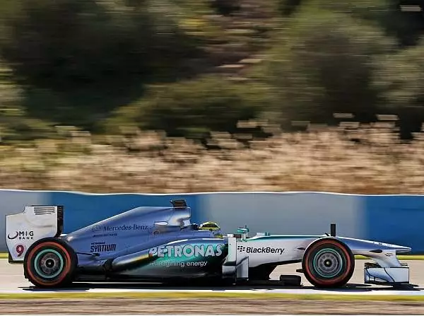 Nico Rosberg Foto zur News: Mercedes-Lebenszeichen: Rosberg schnell und ausdauernd