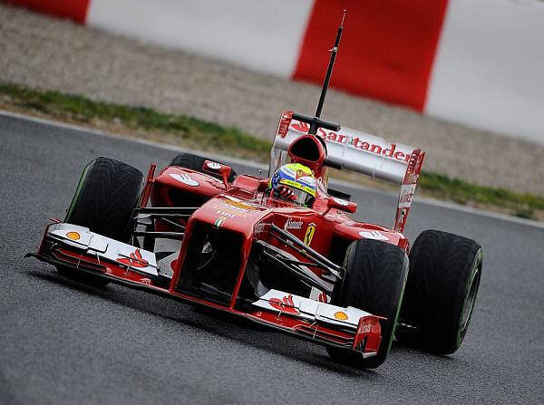 Foto zur News: Ferrari: Ansaugen und dann ausscheren