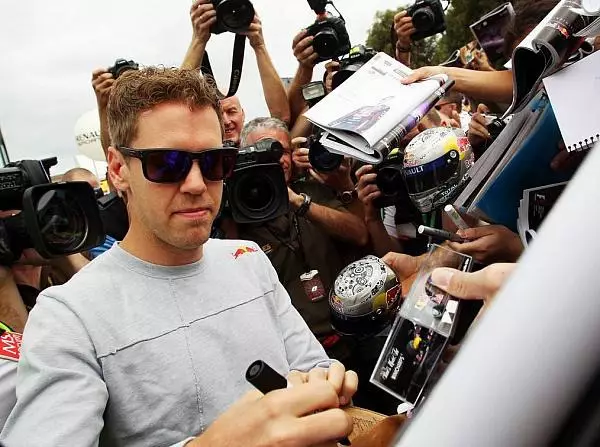 Sebastian Vettel Foto zur News: Vettel: "Kein Desaster, wenn wir nicht konkurrenzfähig sind"