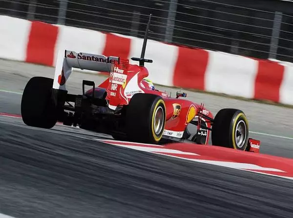 Felipe Massa Foto zur News: Massa: "Der Fahrer, nicht der Reifen macht den Unterschied"