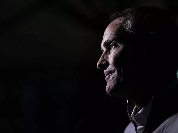 Foto zur News: Whitmarsh: "Würde es lieber heute zu Ende fahren"