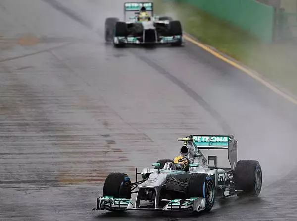 Lewis Hamilton, Nico Rosberg Foto zur News: Mercedes in den Top 6: "Nicht schlecht"