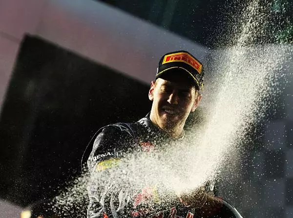Sebastian Vettel Foto zur News: Vettel: "Alle Autos haben Sinn ergeben - außer Kimi"