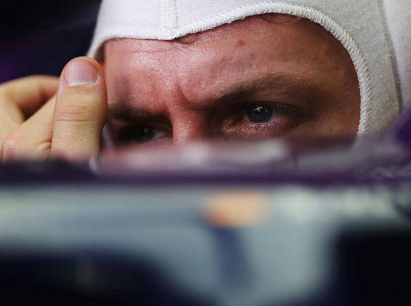 Foto zur News: Vettel schüttelt den Kopf: Keine Vertragsverlängerung