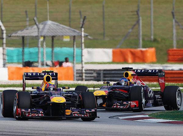 Foto zur News: Bullen außer Rand und Band: Webber zeigte Vettel Stinkefinger