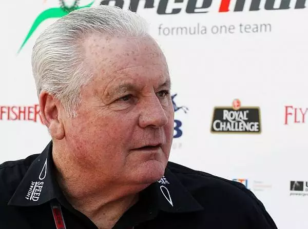 Alan Jones Foto zur News: Alan Jones und ein Interview der besonderen Art